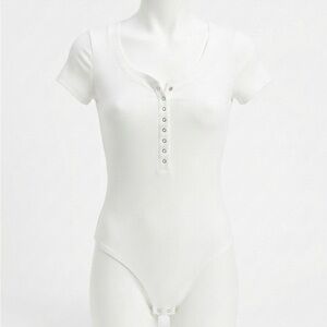 Abercrombie & Fitch Ivory Ribbed Bodysuit